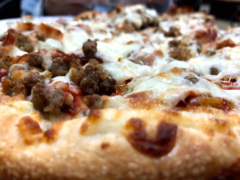 Bellacinos Pizza & Grinders | restaurant | 6107 Haggerty Rd, West Bloomfield Township, MI 48322, USA | 2489605110 OR +1 248-960-5110