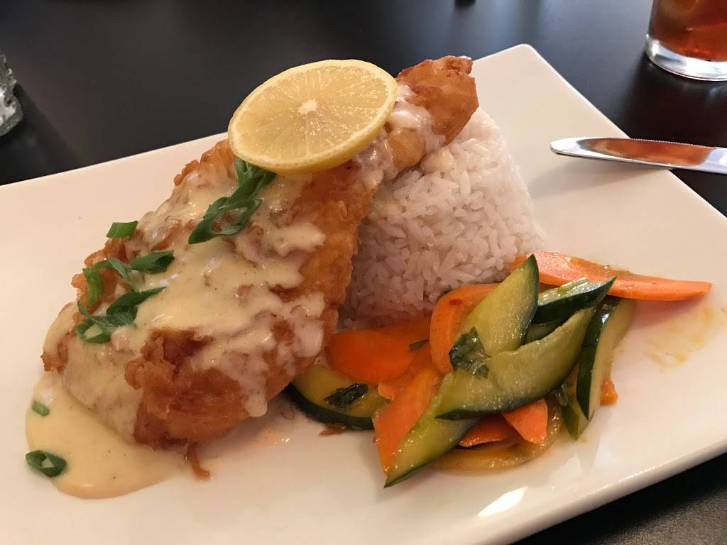 Yellow Ginger Asian Kitchen | restaurant | 2100 Poinsett Hwy, Greenville, SC 29609, USA | 8646057551 OR +1 864-605-7551