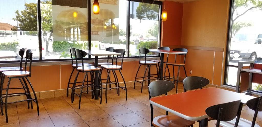 Jack in the Box | restaurant | 1111 Colusa Ave, Yuba City, CA 95991, USA | 5306730230 OR +1 530-673-0230