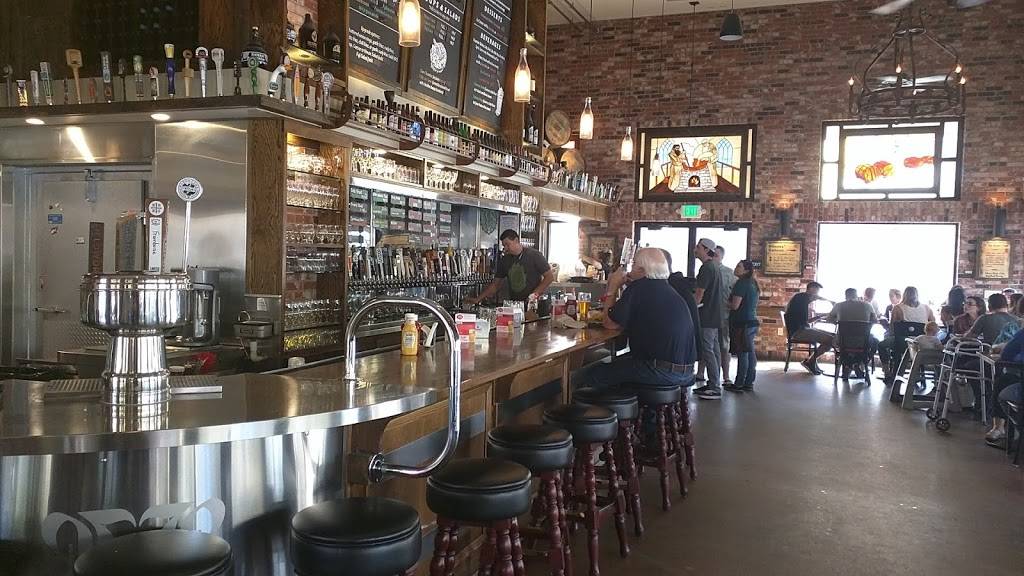 Burgers & Brew | restaurant | 201 Broadway St, Chico, CA 95928, USA | 5308799100 OR +1 530-879-9100