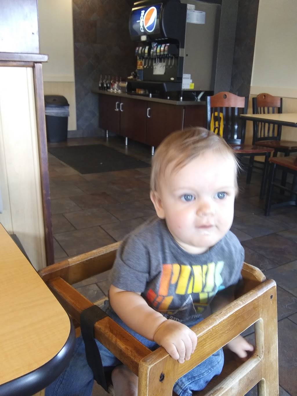 Long John Silvers | restaurant | 1102 Huntsville Hwy, Fayetteville, TN 37334, USA | 9314337427 OR +1 931-433-7427