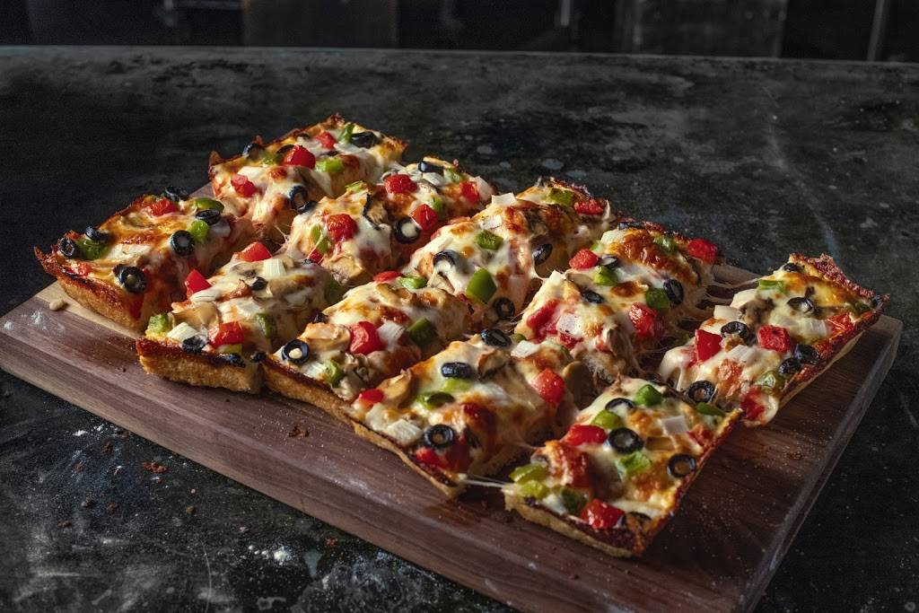 Jets Pizza | meal delivery | 2158 Rice St, Maplewood, MN 55113, USA | 6513005387 OR +1 651-300-5387