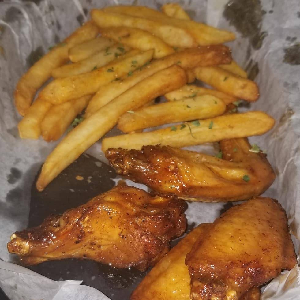 @ Monroe | restaurant | 2299 N Florissant Ave, St. Louis, MO 63106, USA | 3146260825 OR +1 314-626-0825