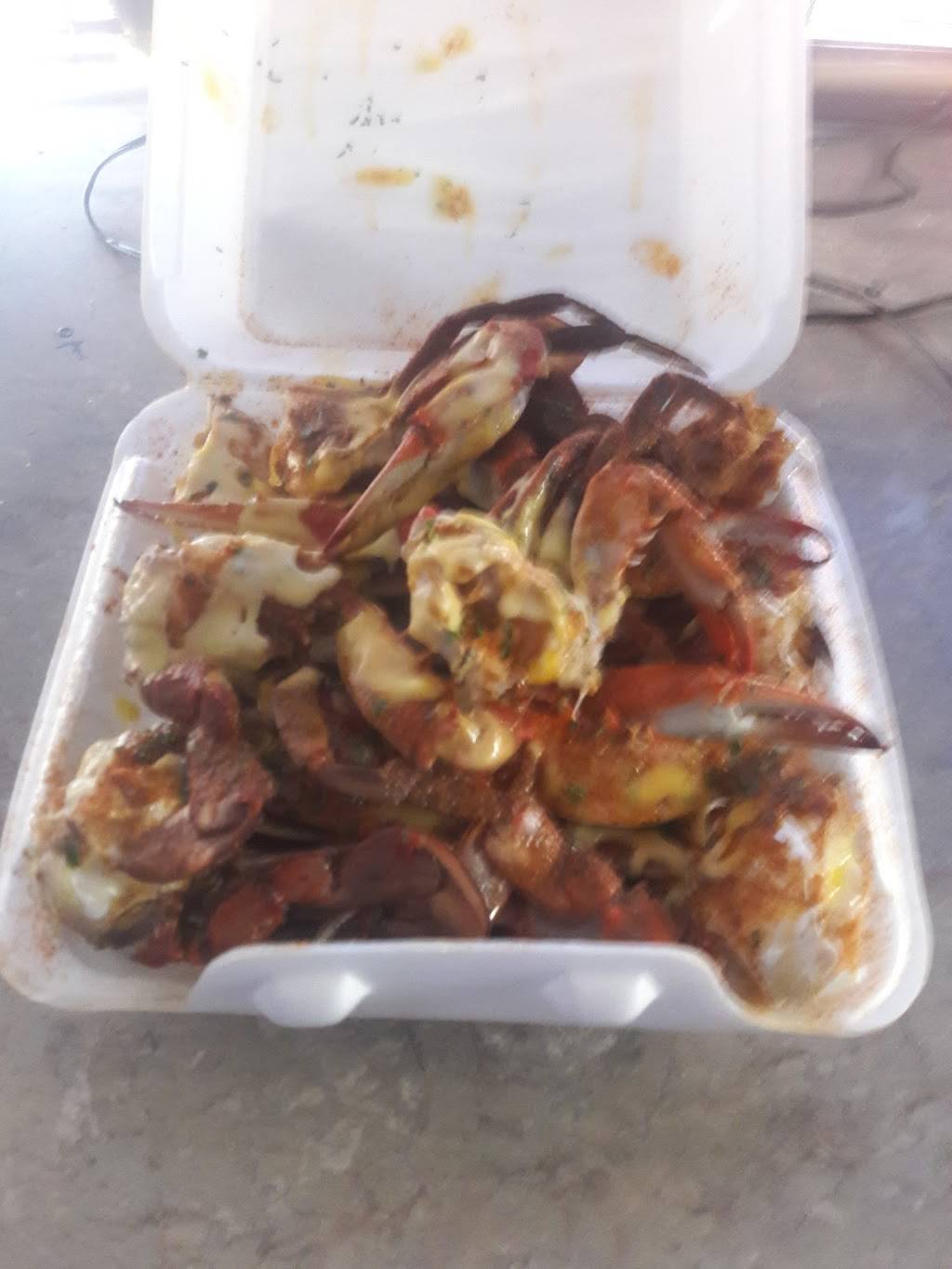 R & R Crab House | meal takeaway | 2410 W Beaver St, Jacksonville, FL 32209, USA | 9043843007 OR +1 904-384-3007
