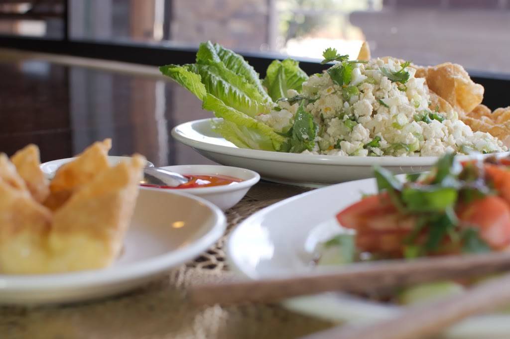 Bings Asian Bistro | restaurant | 13731 Fm 1097 Rd W #800, Willis, TX 77318, USA | 9368908868 OR +1 936-890-8868