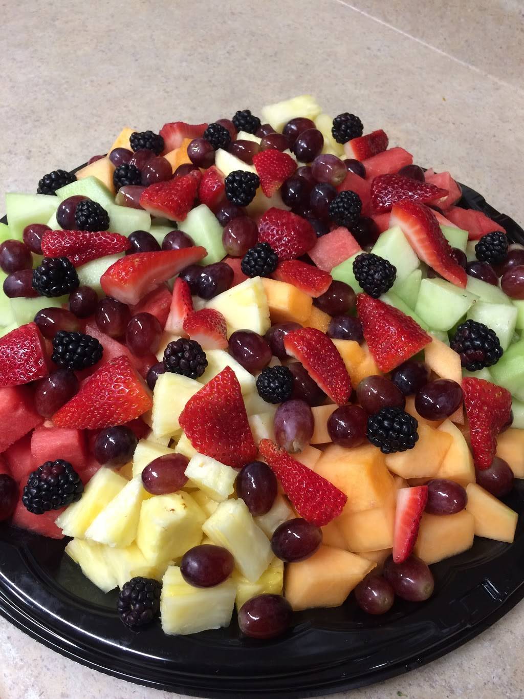 Basils Market And Deli | meal takeaway | 276 Ridout St, Port Hope, ON L1A 1P7, Canada | 9058854002 OR +1 905-885-4002