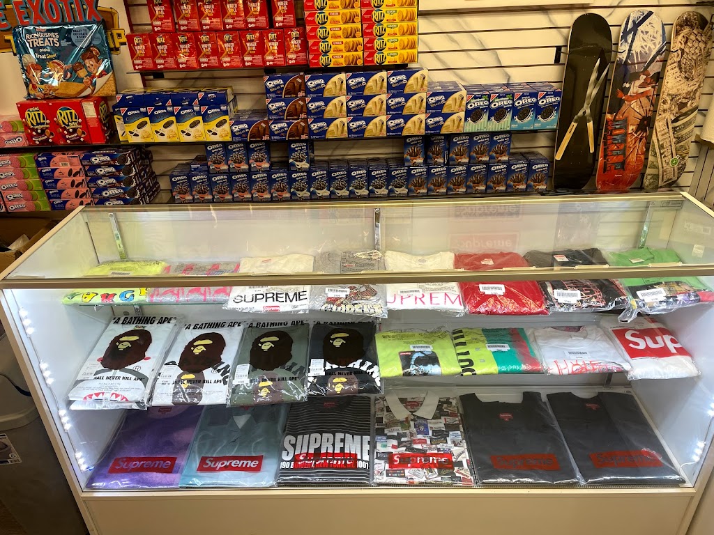 Joe Exotix Snack Shop | meal takeaway | 27209 Van Dyke Ave Suite A, Warren, MI 48093, USA | 3134695912 OR +1 313-469-5912