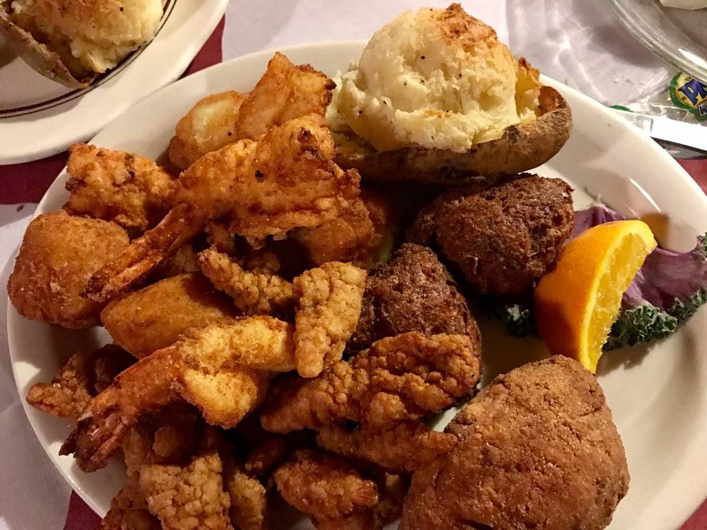 Edgewater Restaurant | restaurant | 148 Mayo Rd, Edgewater, MD 21037, USA | 4109563202 OR +1 410-956-3202