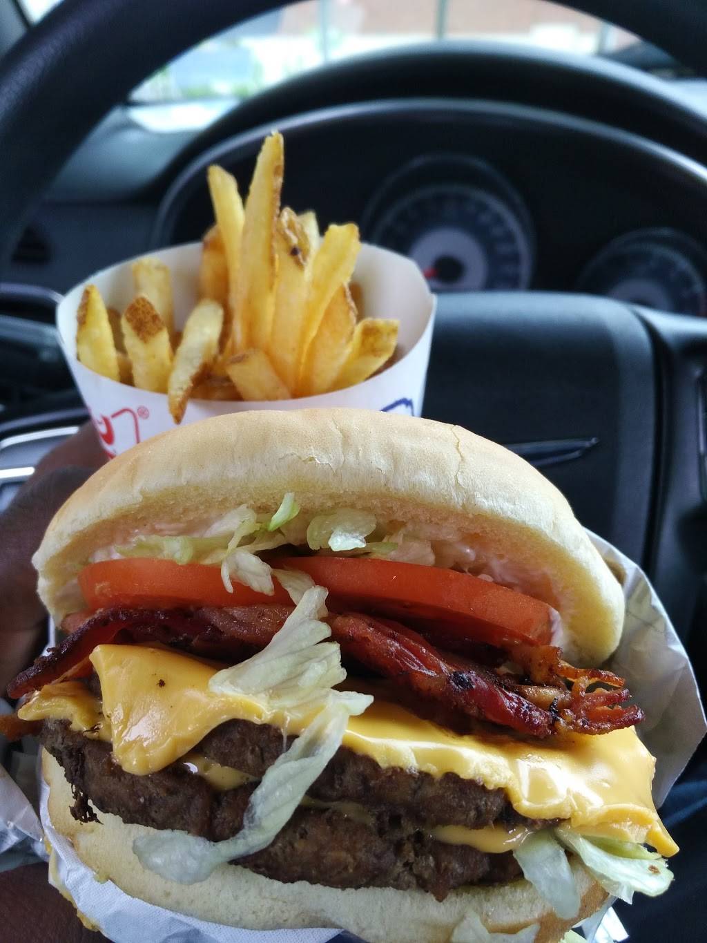 Sonic Drive-In | restaurant | 8950 Walker Mill Rd, Capitol Heights, MD 20743, USA | 3015251320 OR +1 301-525-1320
