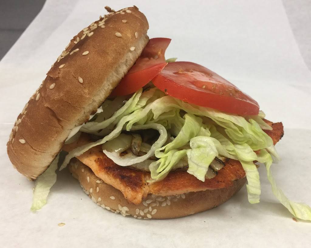 Mama’s Grill | restaurant | 7518 Foothill Blvd, Tujunga, CA 91042, USA | 8183526677 OR +1 818-352-6677