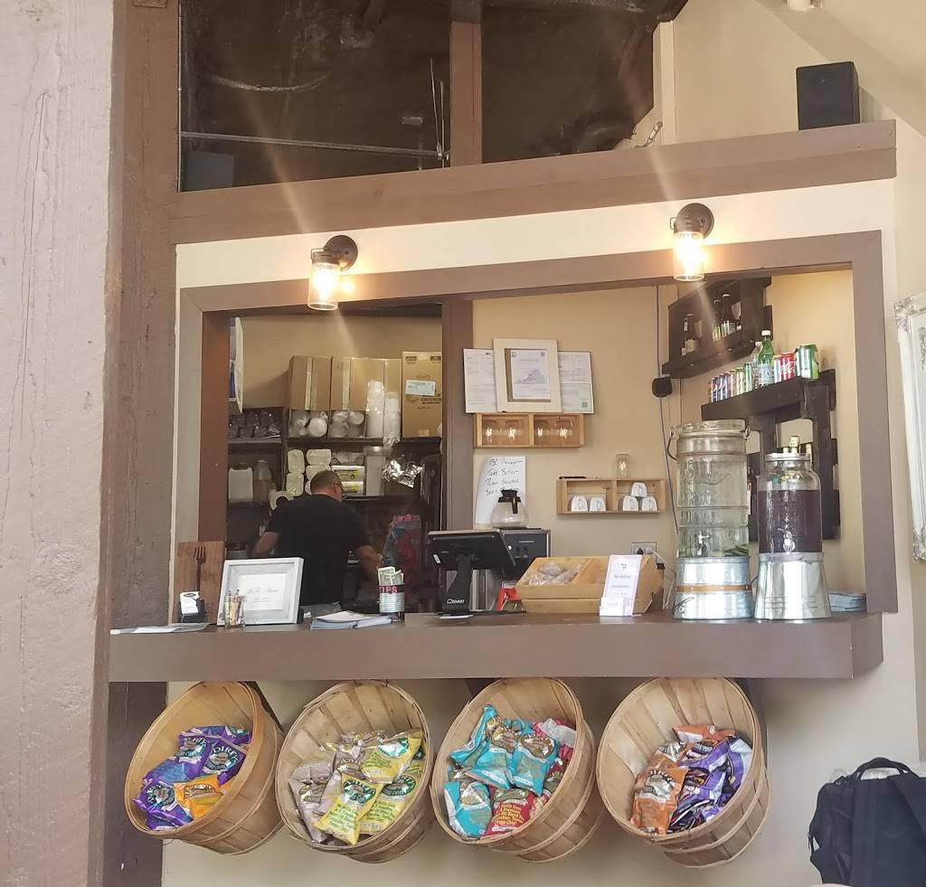 Olio | restaurant | 2028 W Cary St, Richmond, VA 23220, USA | 8047759597 OR +1 804-775-9597