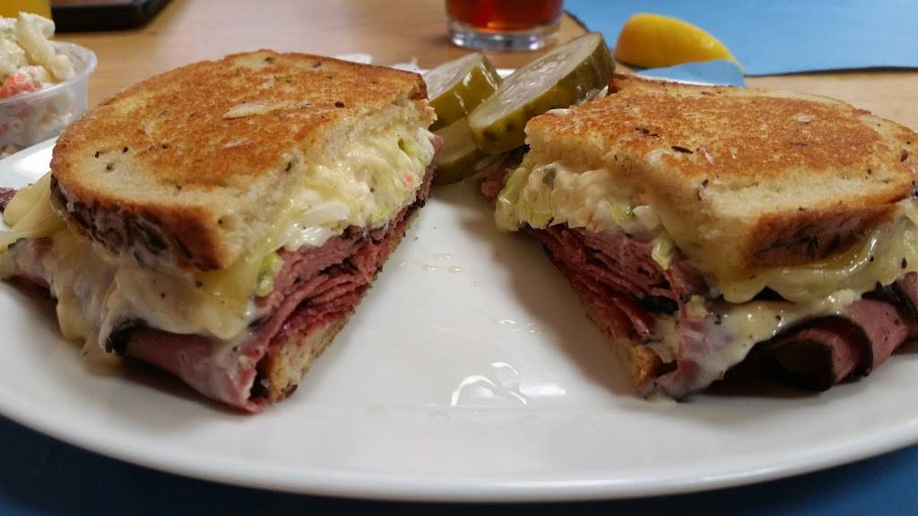 Franks Deli & Restaurant | restaurant | 1406 Main St, Asbury Park, NJ 07712, USA | 7327756682 OR +1 732-775-6682