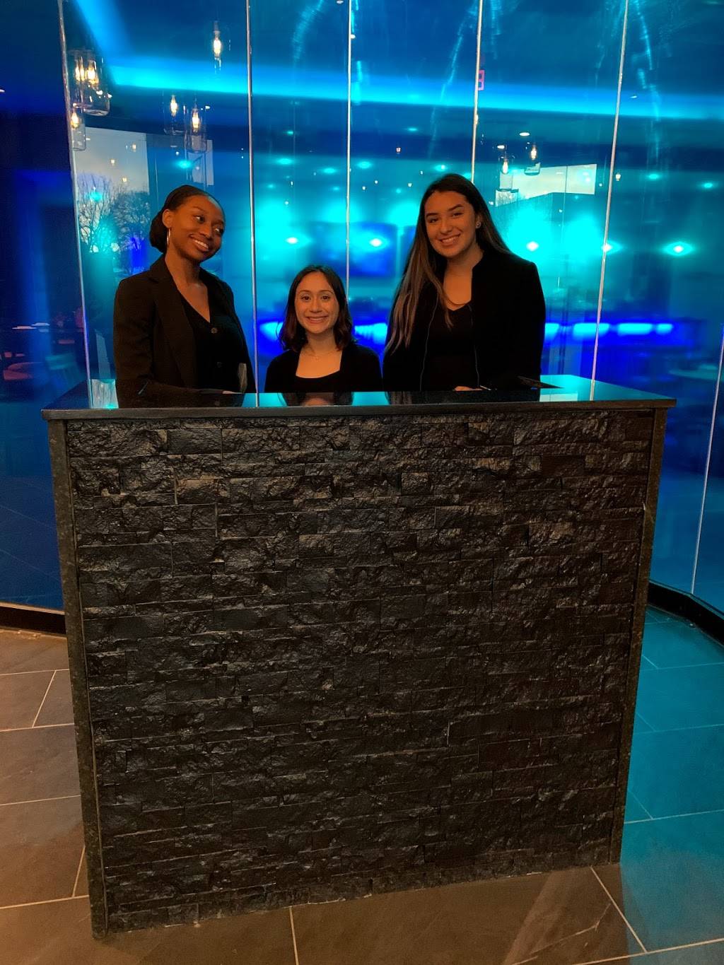 The Blue Fish Galleria Dallas | restaurant | 13270 Dallas Pkwy #1165, Dallas, TX 75240, USA | 9722503474 OR +1 972-250-3474