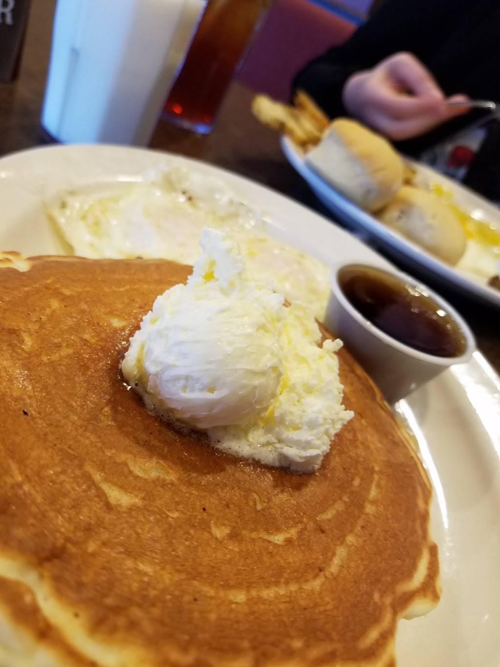 Eatn Park | restaurant | 80 Fort Henry Rd, Triadelphia, WV 26059, USA | 3045479500 OR +1 304-547-9500