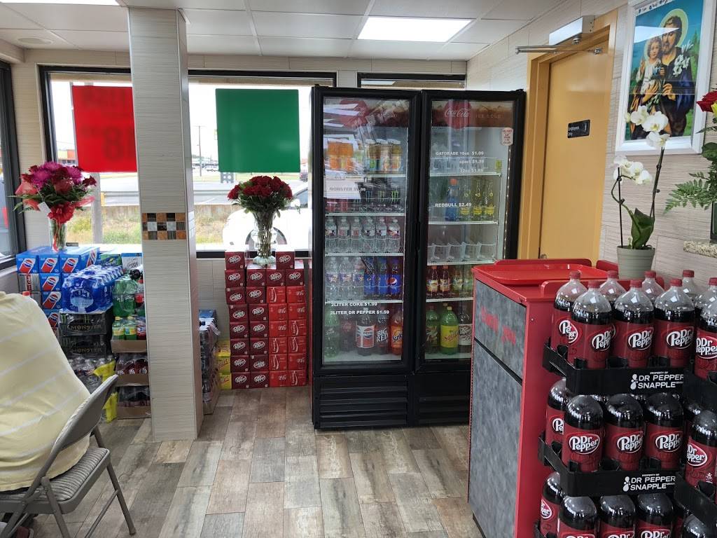 Lisas Chicken | restaurant | 3413 Mansfield Hwy, Fort Worth, TX 76119, USA | 8174130776 OR +1 817-413-0776