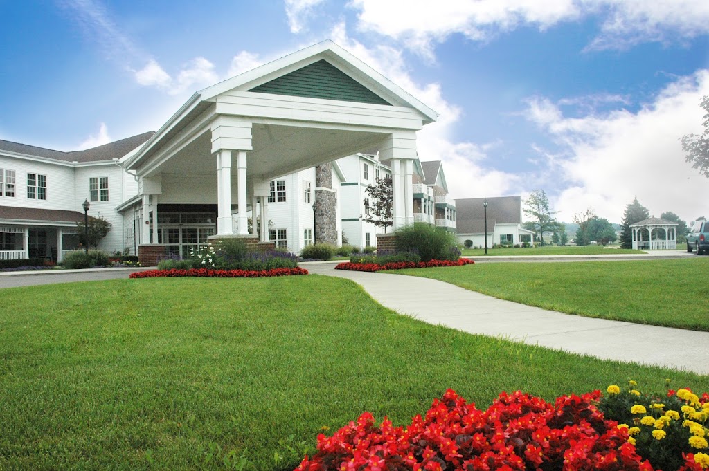Essenhaus Inn & Conference Center | restaurant | 240 US-20, Middlebury, IN 46540, USA | 5748259471 OR +1 574-825-9471