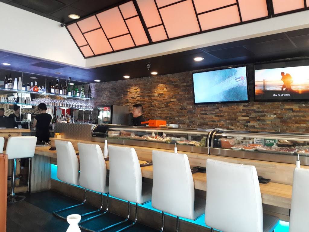 Sushi Mango | restaurant | 9579 S University Blvd #150, Highlands Ranch, CO 80126, USA | 7203480773 OR +1 720-348-0773