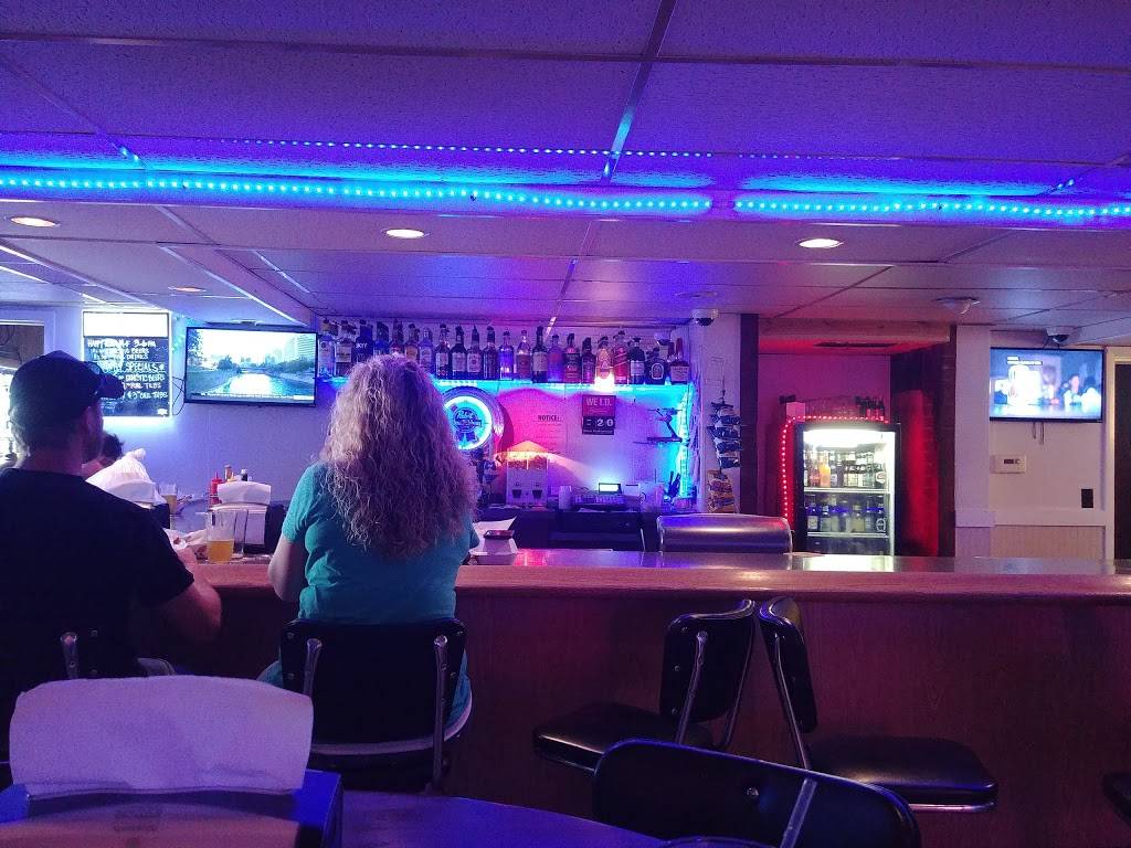 Chicken Licks | restaurant | 5508 County Hwy N #3, Sun Prairie, WI 53590, USA | 6088376721 OR +1 608-837-6721