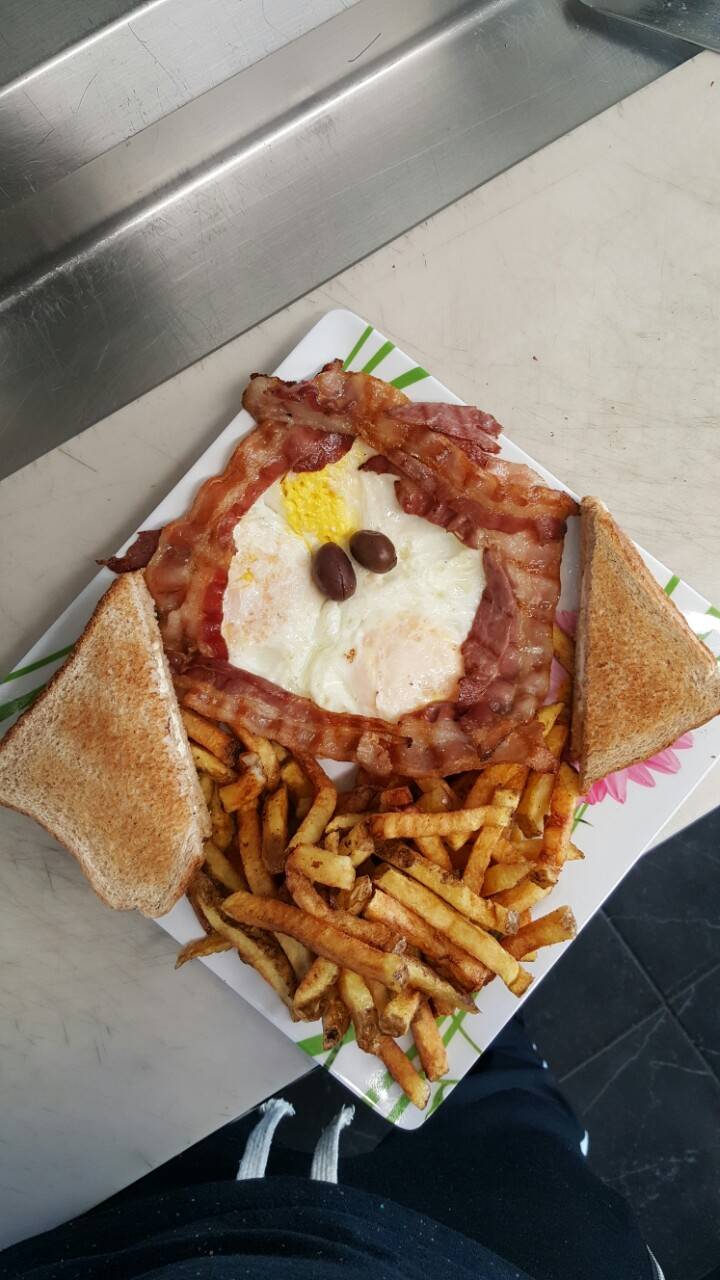 Nanoo and Memoo Greek food | restaurant | 455 Rivermede Rd, Concord, ON L4K 2H4, Canada | 6473230155 OR +1 647-323-0155