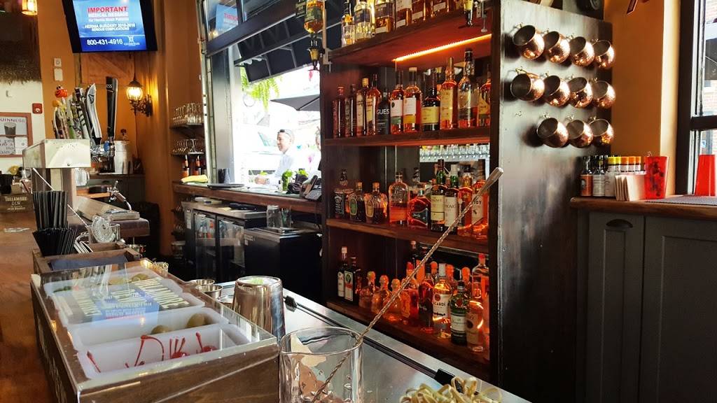 Pub Mahone | restaurant | 31 E Gay St, Columbus, OH 43215, USA | 6142282570 OR +1 614-228-2570