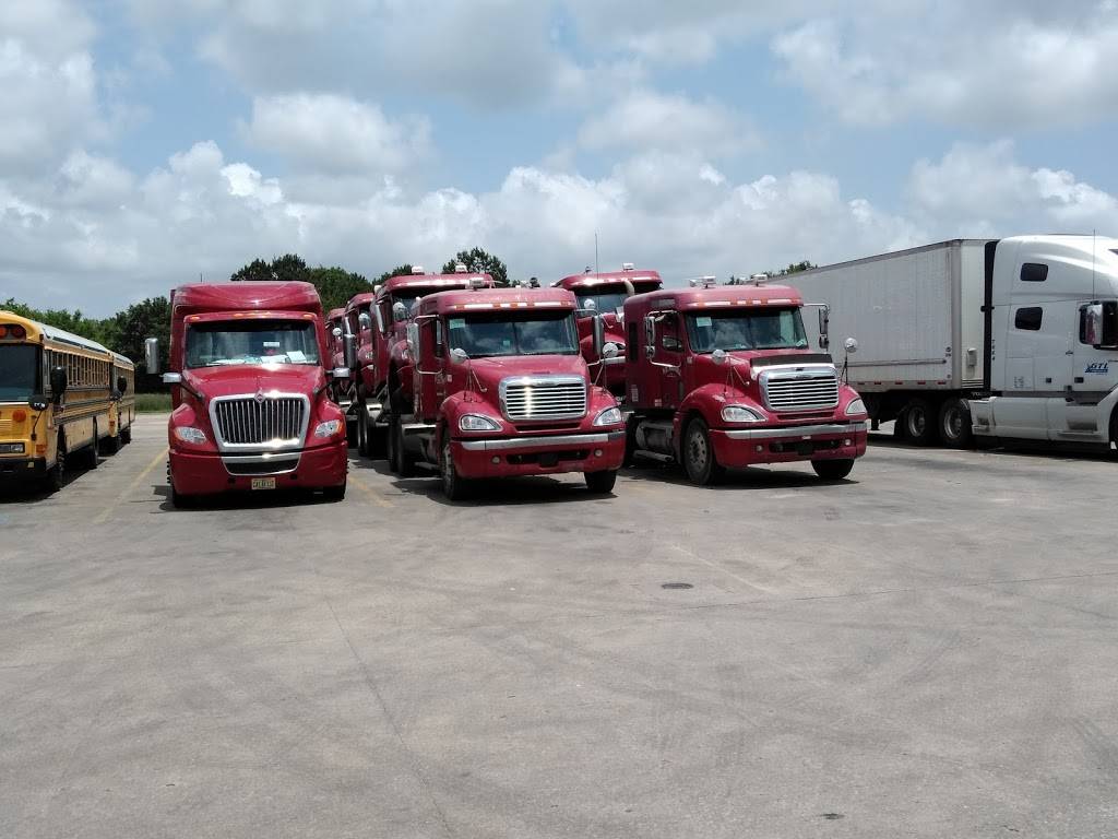 Flying J Travel Center | restaurant | 7112 I-10 West, Orange, TX 77630, USA | 4098839465 OR +1 409-883-9465