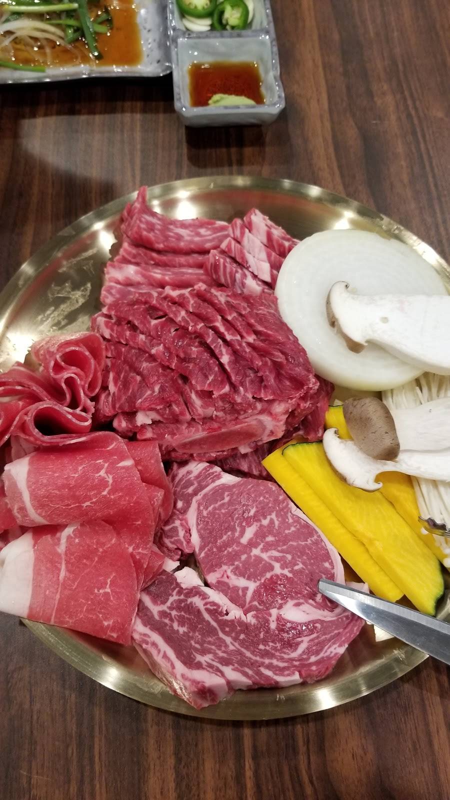 KBBQ | restaurant | 1925 Plum Grove Rd, Palatine, IL 60067, USA | 8474857072 OR +1 847-485-7072