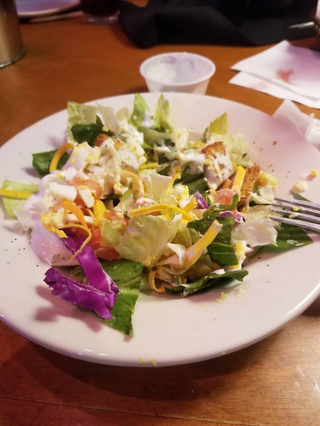 Texas Roadhouse | restaurant | 20201 13 Mile Rd, Roseville, MI 48066, USA | 5862940838 OR +1 586-294-0838