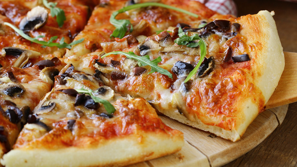 Charlies Pizza | restaurant | 2301 Purchase St, New Bedford, MA 02746, USA | 5089975656 OR +1 508-997-5656