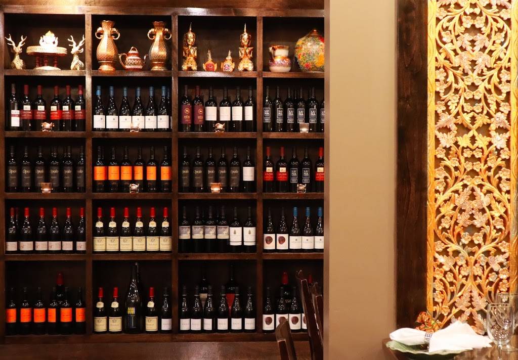 Siam Nara Thai Cuisine | restaurant | 8993 Mira Mesa Blvd, San Diego, CA 92126, USA | 8585661300 OR +1 858-566-1300