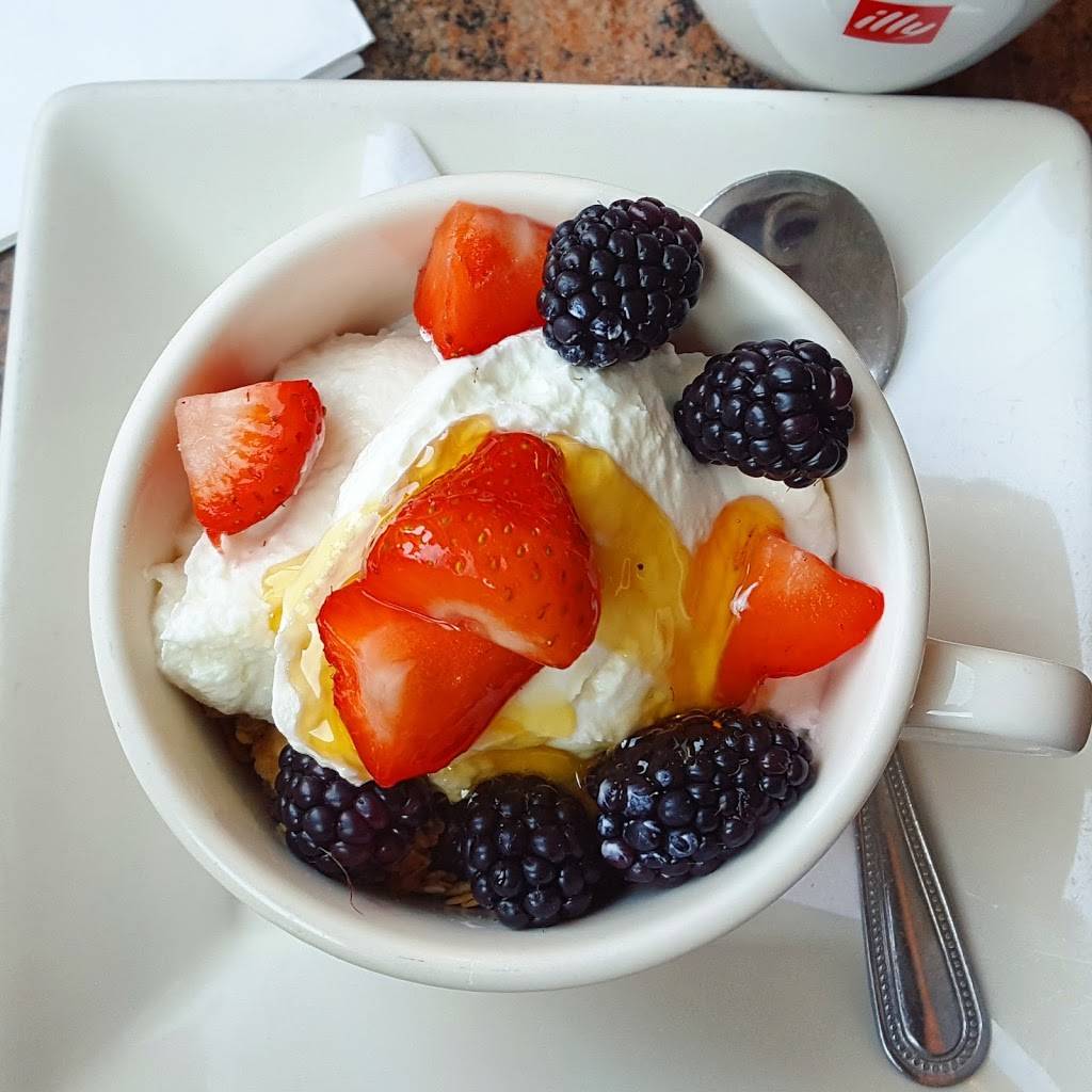 Purple Onion Café | cafe | 26 E Main St, Los Gatos, CA 95030, USA | 4083544125 OR +1 408-354-4125