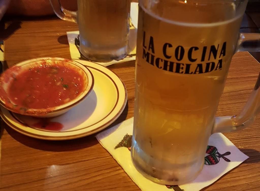 La Cocina | restaurant | 28076 Bouquet Canyon Rd, Santa Clarita, CA 91350, USA | 6615130142 OR +1 661-513-0142