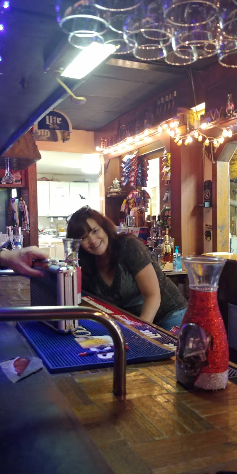 B Js Orioles Nest | night club | 2001 Moody Rd, Warner Robins, GA 31088, USA | 4789221556 OR +1 478-922-1556