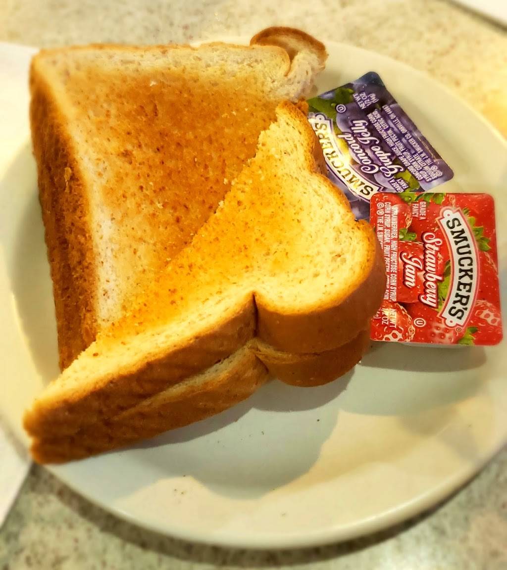 Mamas Daughters Diner | restaurant | 2610 Royal Ln, Dallas, TX 75229, USA | 9722418646 OR +1 972-241-8646