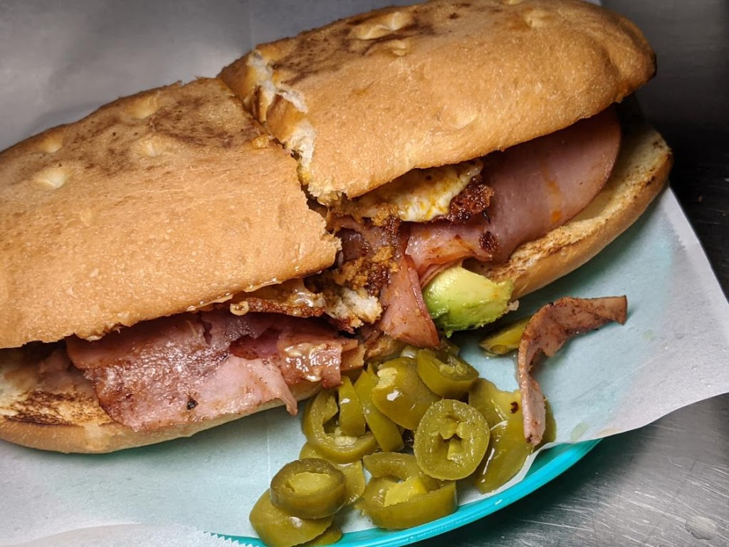 La Tortuga Loca | restaurant | 300 Stevens St, Wenatchee, WA 98801, USA | 5096636433 OR +1 509-663-6433