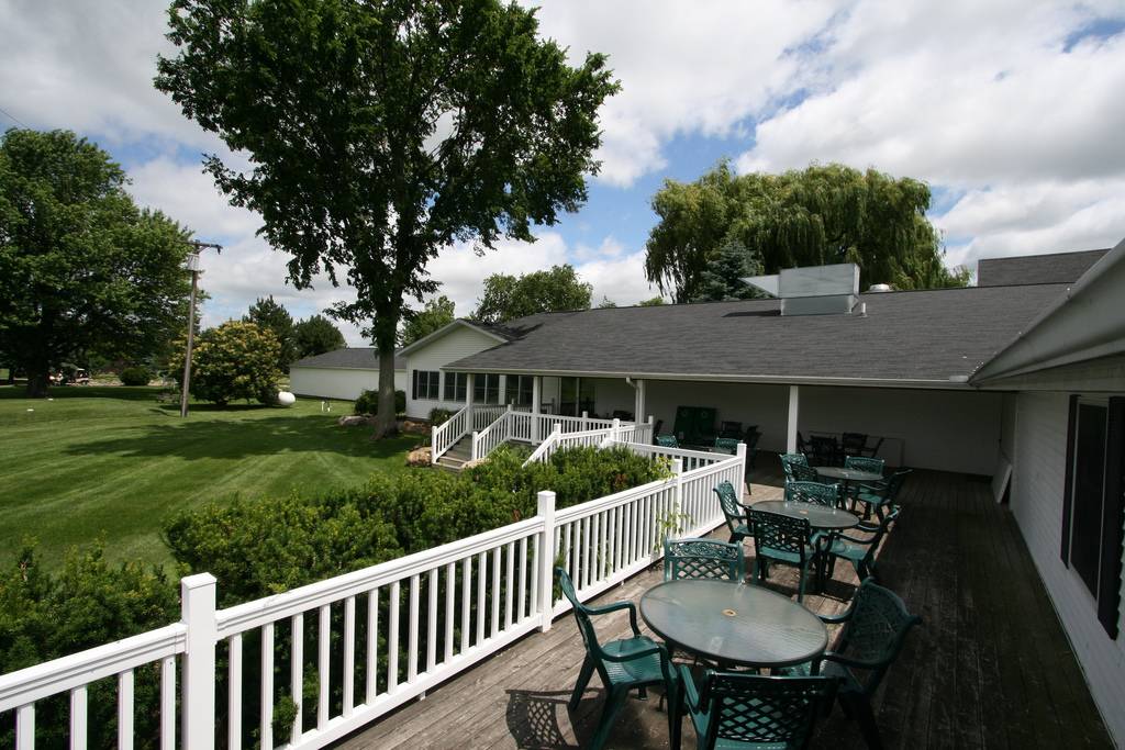 Glenbrier Golf Course | restaurant | 4178 W Locke Rd, Perry, MI 48872, USA | 5176253800 OR +1 517-625-3800