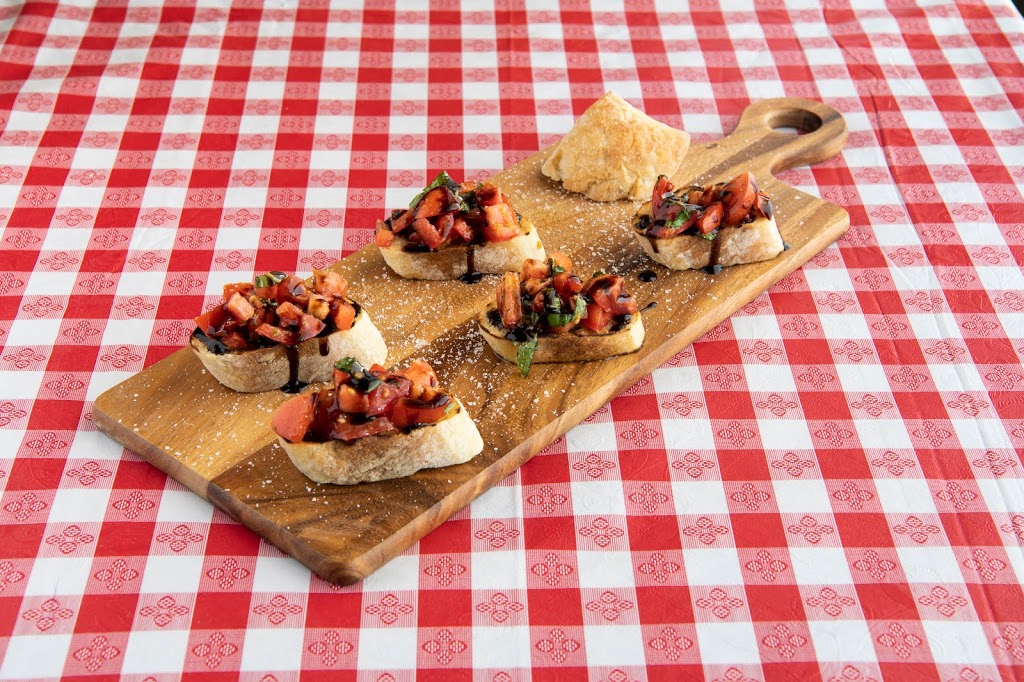 Eatalia Pizza Pasta & Grill | restaurant | 7750 Okeechobee Blvd, West Palm Beach, FL 33411, USA | 5618886000 OR +1 561-888-6000