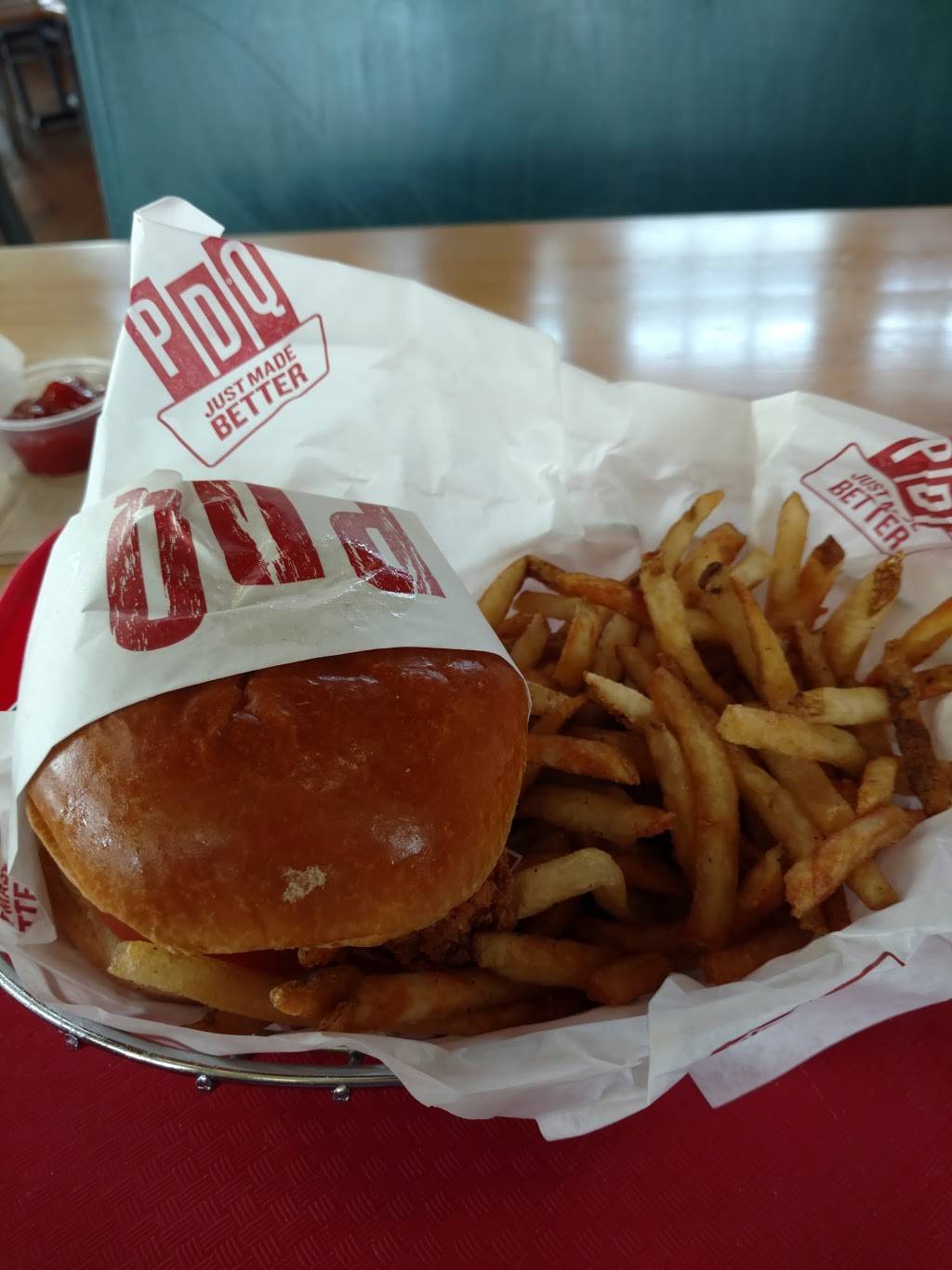 PDQ Restaurant | restaurant | 4526 4th St N, St. Petersburg, FL 33703, USA | 7278737999 OR +1 727-873-7999