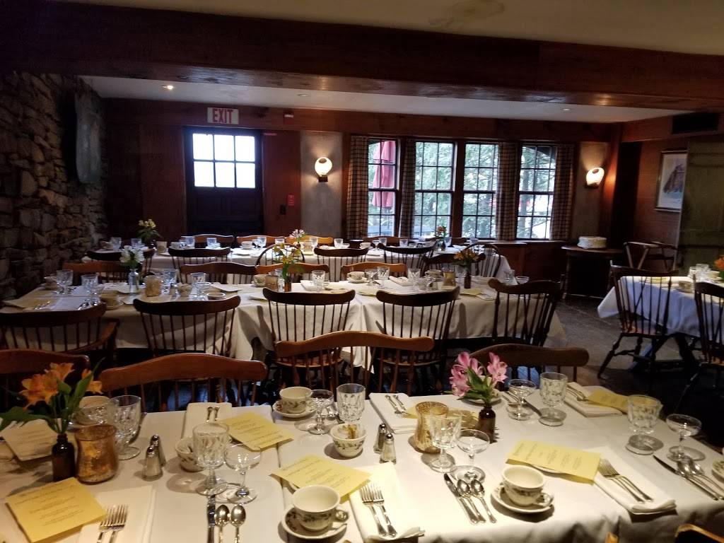 Salem Cross Inn | restaurant | 260 W Main St, West Brookfield, MA 01585, USA | 5088672345 OR +1 508-867-2345