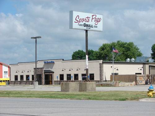 Sports Page Bar & Grill | restaurant | 1802 W 2nd Ave, Indianola, IA 50125, USA | 5159615771 OR +1 515-961-5771