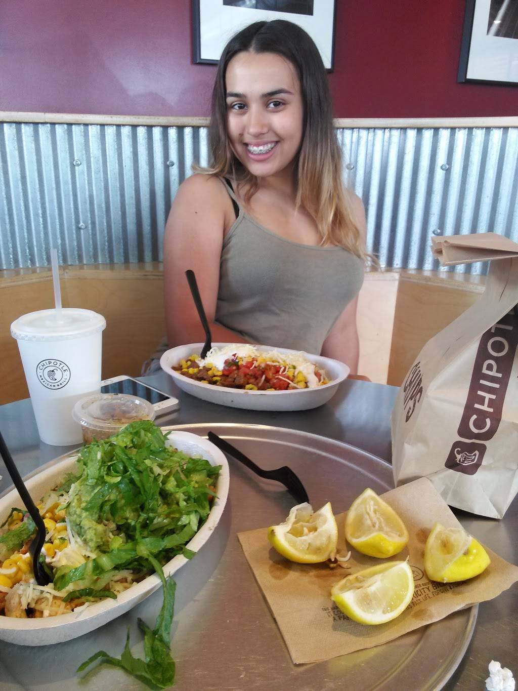 Chipotle Mexican Grill | restaurant | 132 N Glendale Ave, Glendale, CA 91206, USA | 8182445091 OR +1 818-244-5091