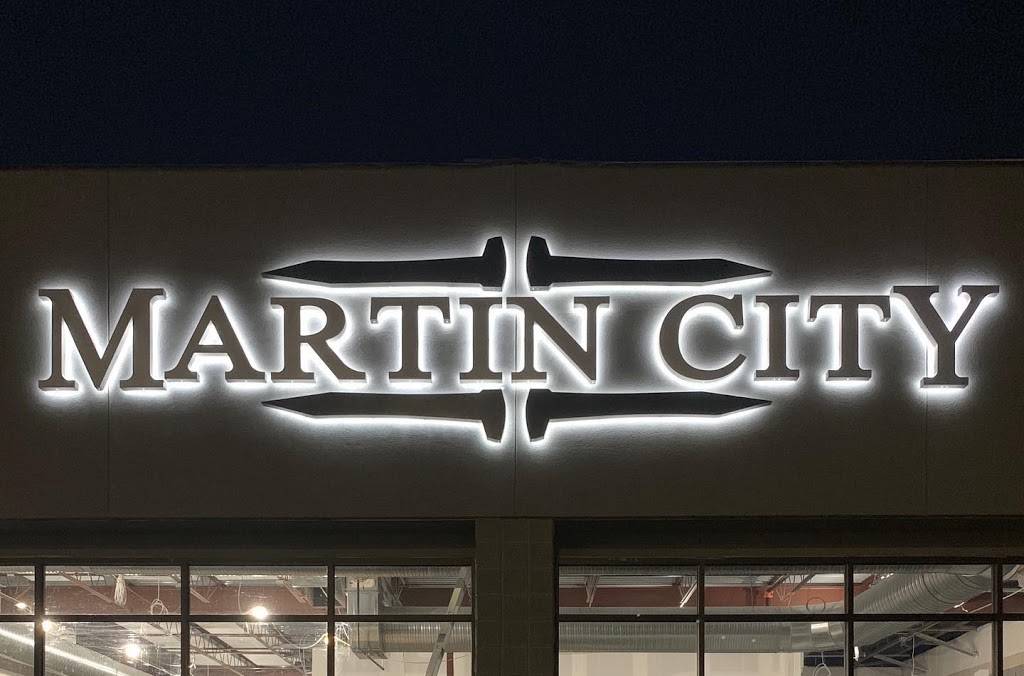 Martin City Brewing Company Pizza & Taproom - Lees Summit | restaurant | 354 SW Blue Pkwy, Lees Summit, MO 64063, USA | 8164345100 OR +1 816-434-5100