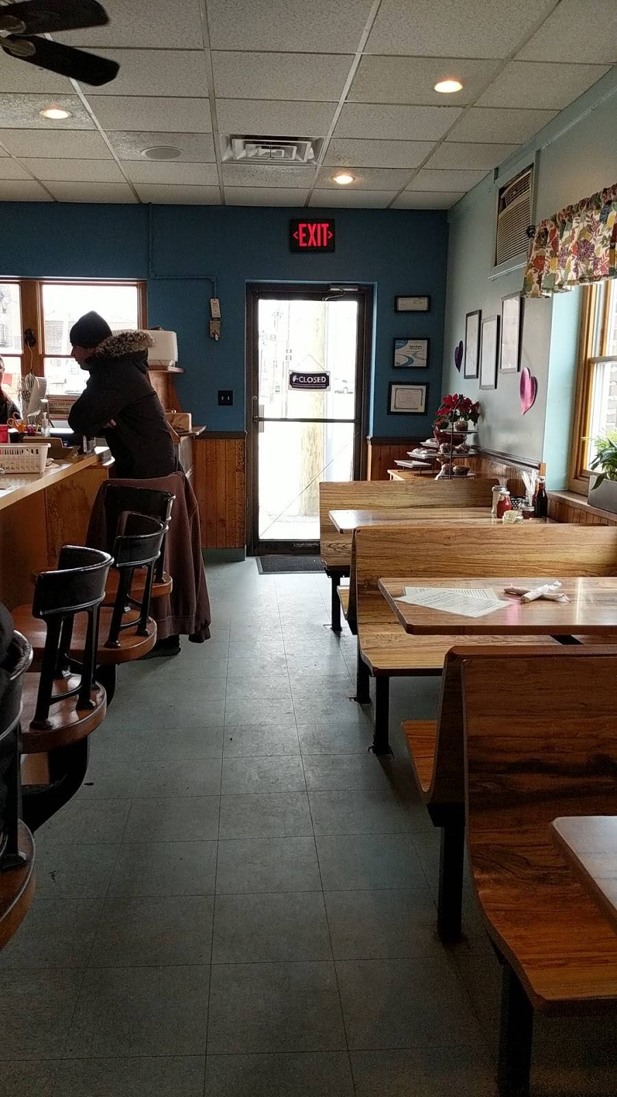 Koffee Korner | restaurant | 15 S Jackson St, Media, PA 19063, USA | 6105661558 OR +1 610-566-1558