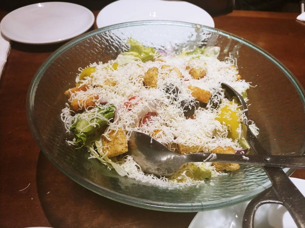 Olive Garden Italian Restaurant | meal takeaway | 4801 W 77th St, Burbank, IL 60459, USA | 7086369555 OR +1 708-636-9555