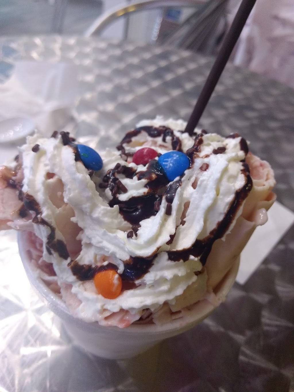 Aha Rolled Ice Cream | restaurant | 152 Stratford Dr, Bloomingdale, IL 60108, USA | 8477059888 OR +1 847-705-9888