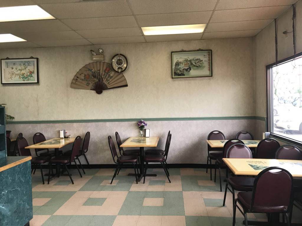 Main Loon Restaurant | restaurant | 26 Youngstown Warren Rd, Niles, OH 44446, USA | 3306529682 OR +1 330-652-9682