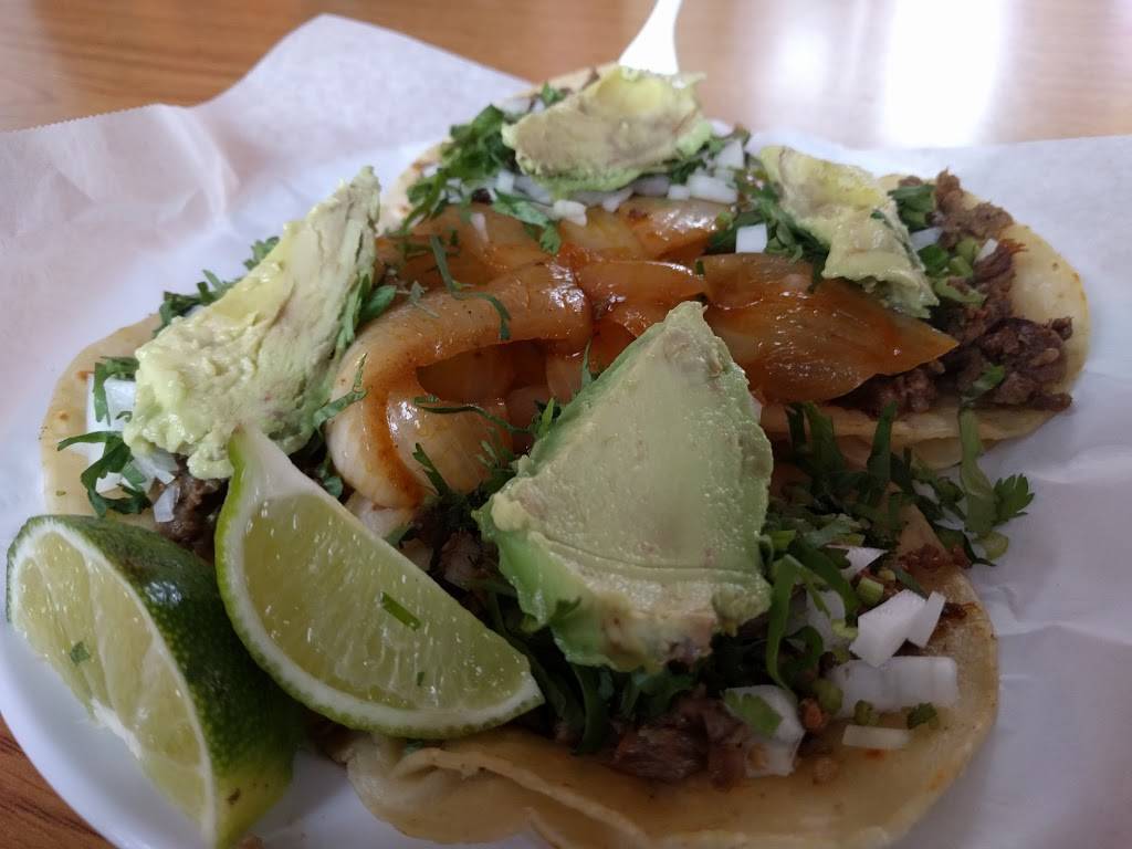 Tacos Y Mariscos El Amigo | restaurant | 3901 Nolensville Pike, Nashville, TN 37211, USA | 6158336434 OR +1 615-833-6434