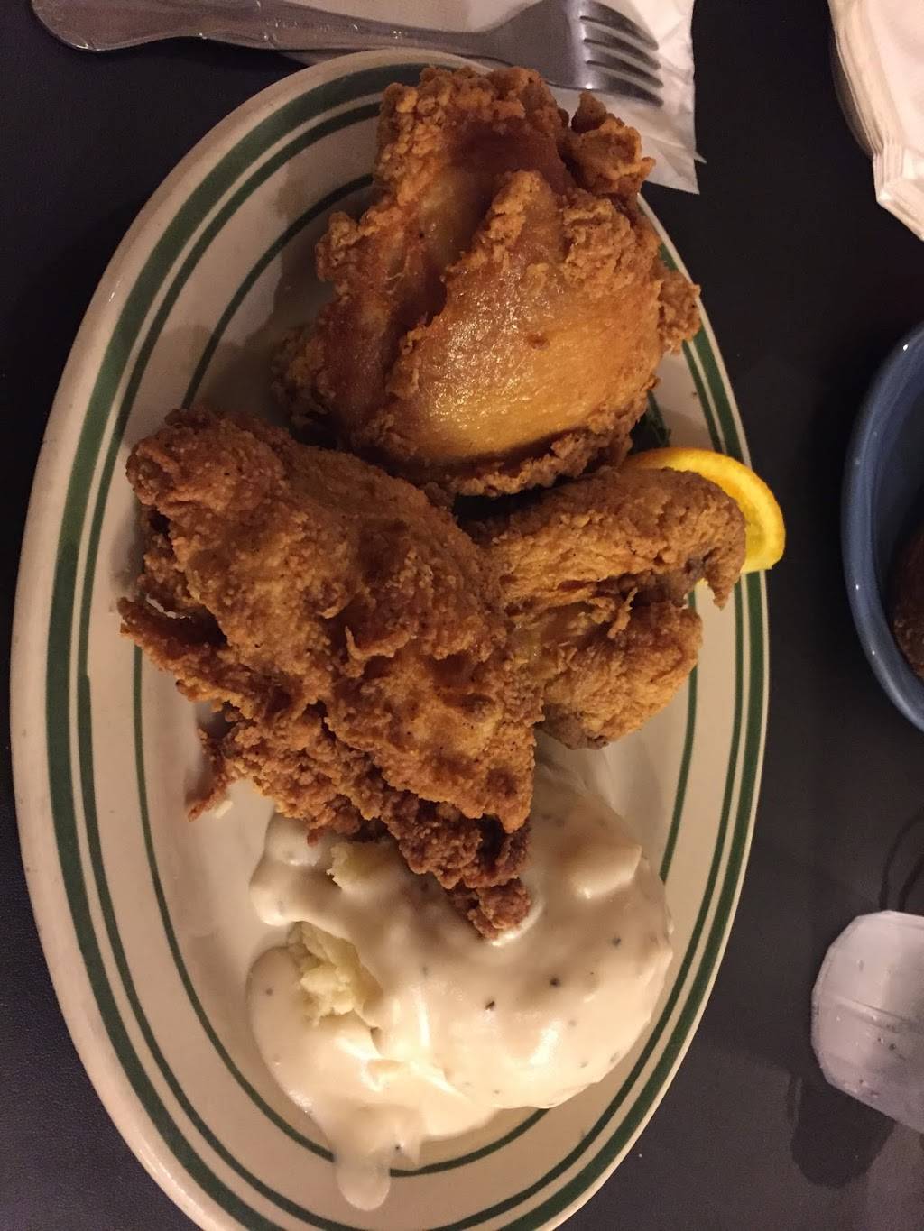 Myrtie Maes | restaurant | 207 W Van Buren, Eureka Springs, AR 72632, USA | 4792539768 OR +1 479-253-9768