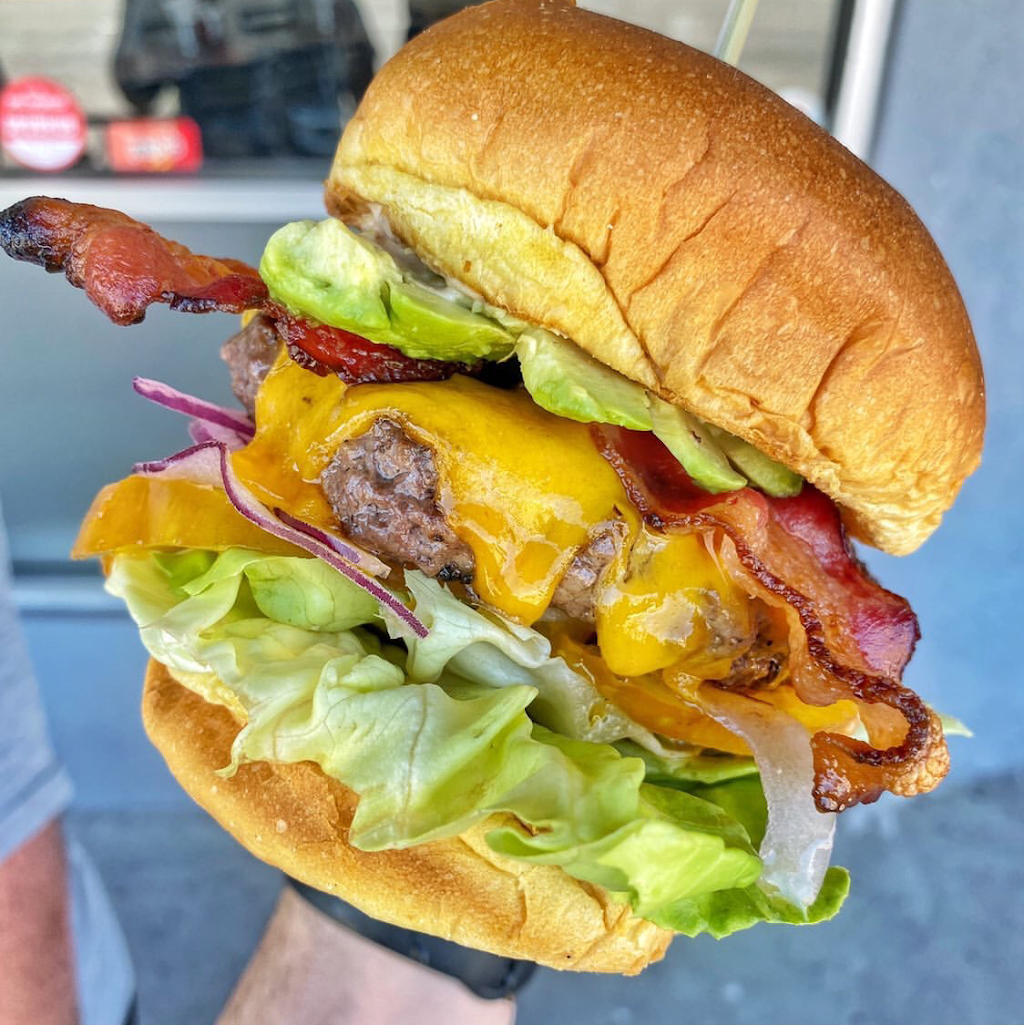 Grub House | restaurant | 4143 Lankershim Blvd, North Hollywood, CA 91602, USA | 8189803000 OR +1 818-980-3000