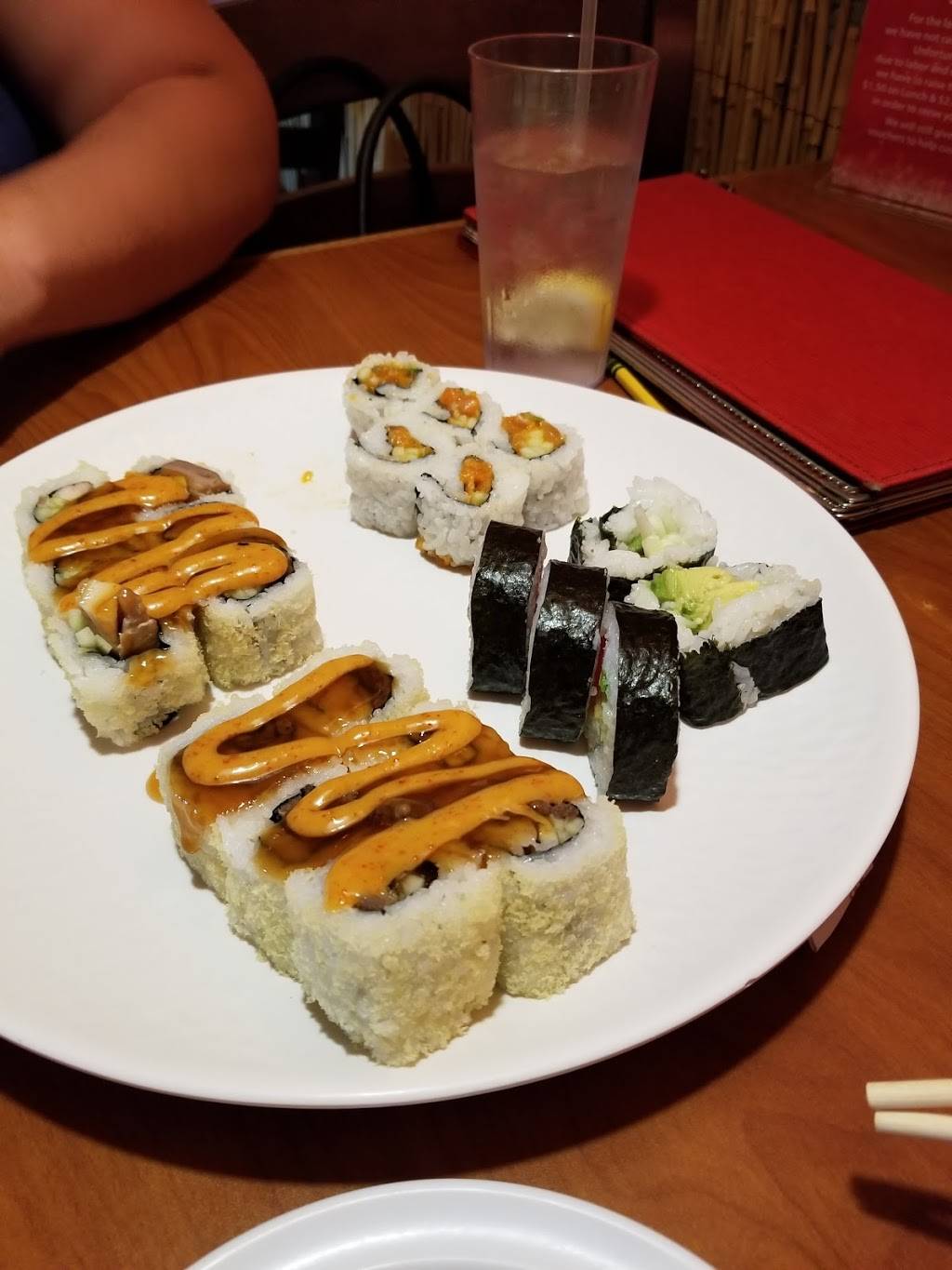 Sakura Japanese Restaurant | restaurant | 1163 E Ogden Ave #635, Naperville, IL 60563, USA | 6303578415 OR +1 630-357-8415