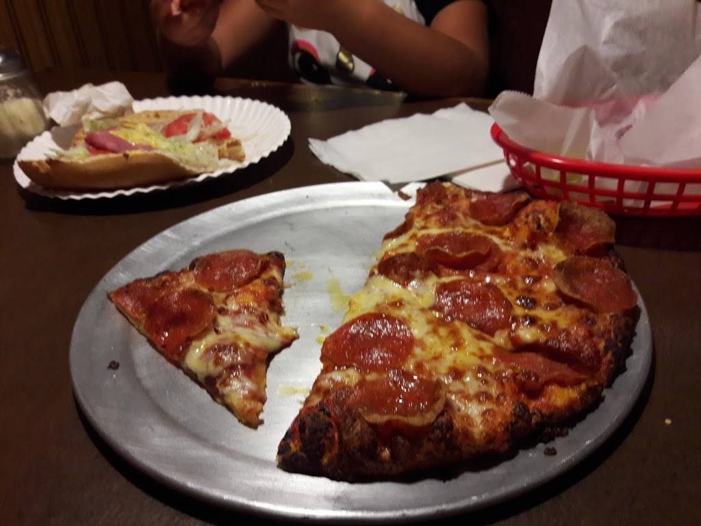 Rustys Pizza Parlor | meal delivery | 414 N Milpas St, Santa Barbara, CA 93103, USA | 8055641111 OR +1 805-564-1111